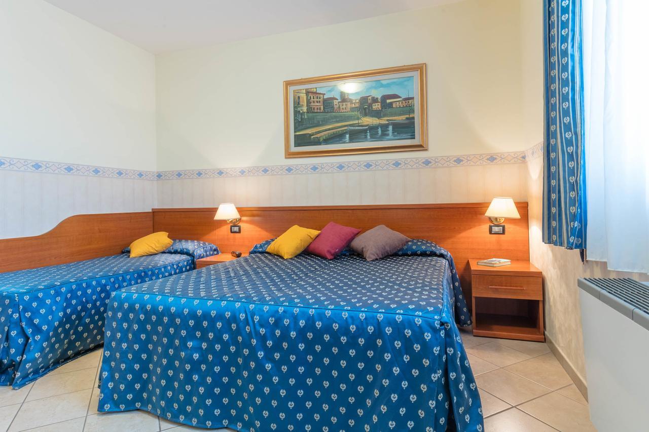 Hotel Traiano Civitavecchia Eksteriør billede
