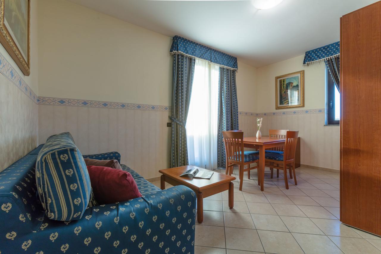 Hotel Traiano Civitavecchia Eksteriør billede