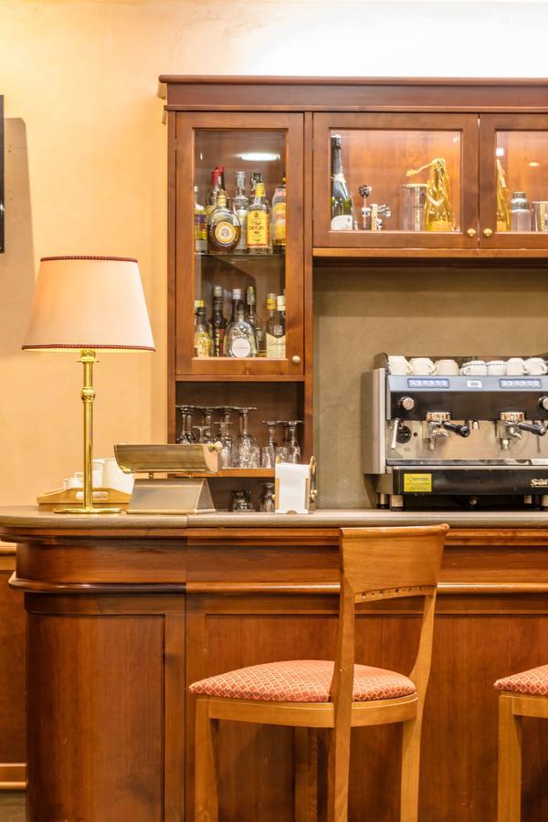 Hotel Traiano Civitavecchia Eksteriør billede